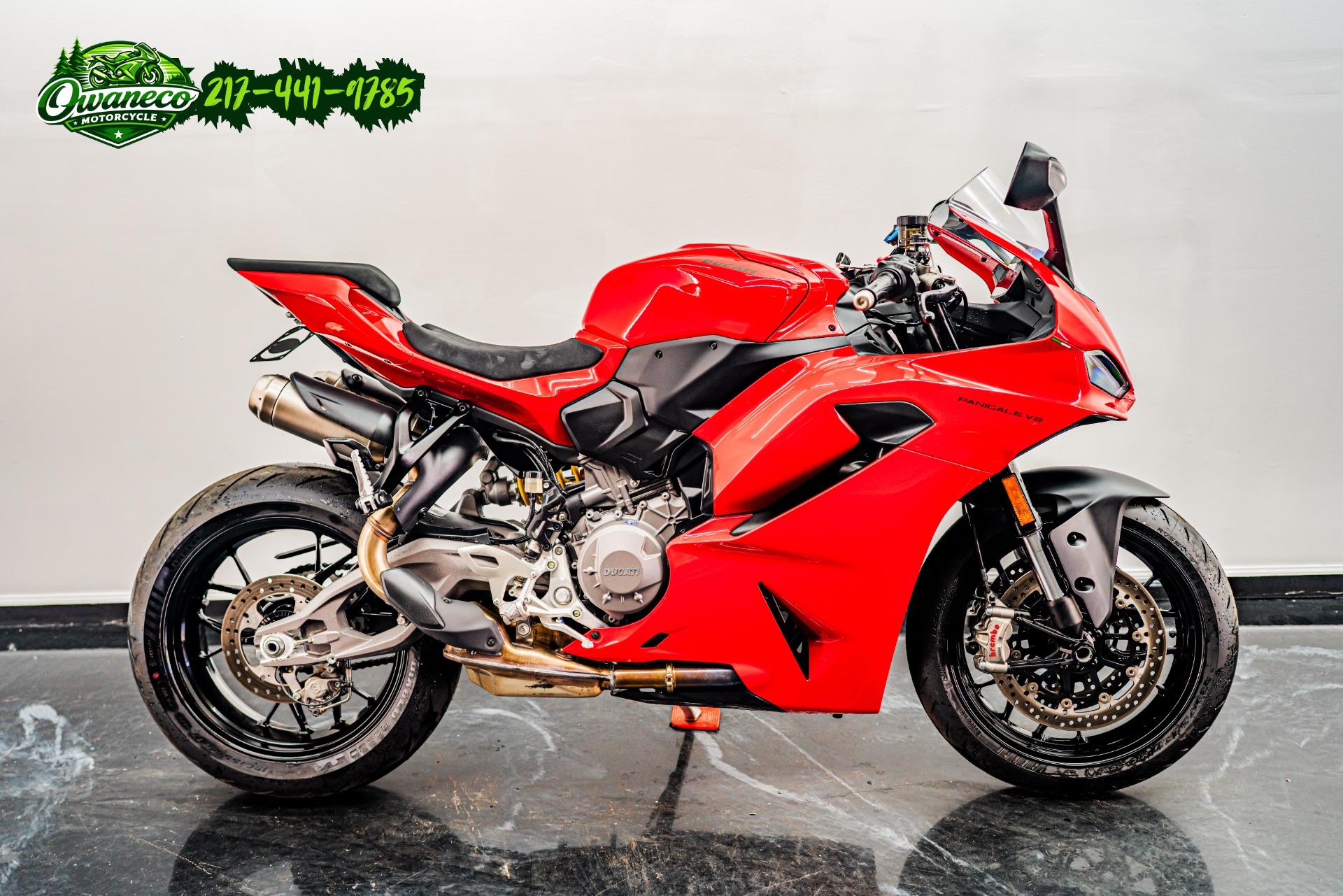 2025 DUCATI PANIGALE V2 alt