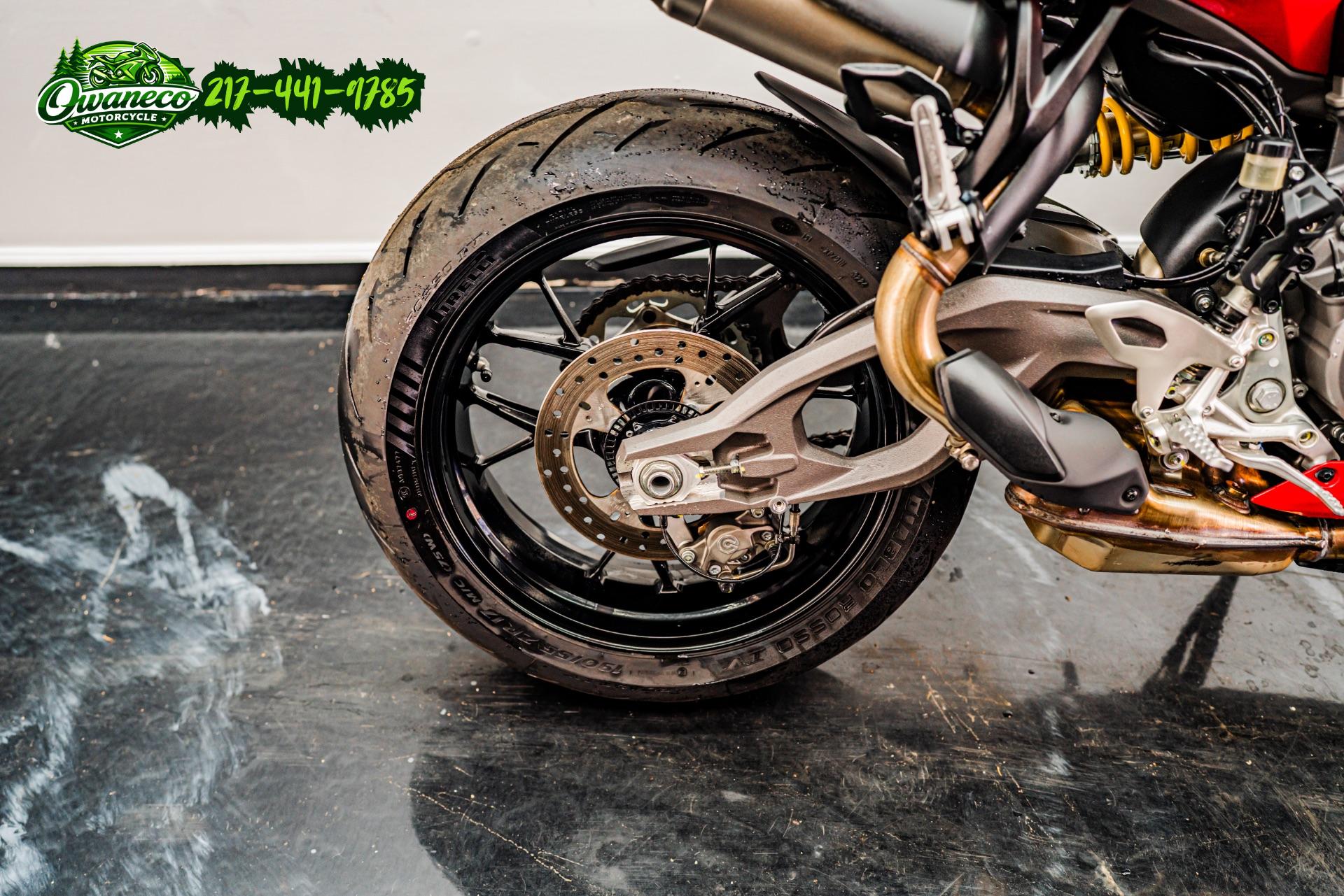 2025 DUCATI PANIGALE V2