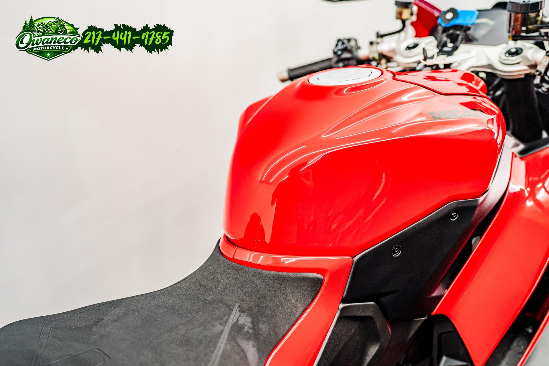 2025 DUCATI PANIGALE V2